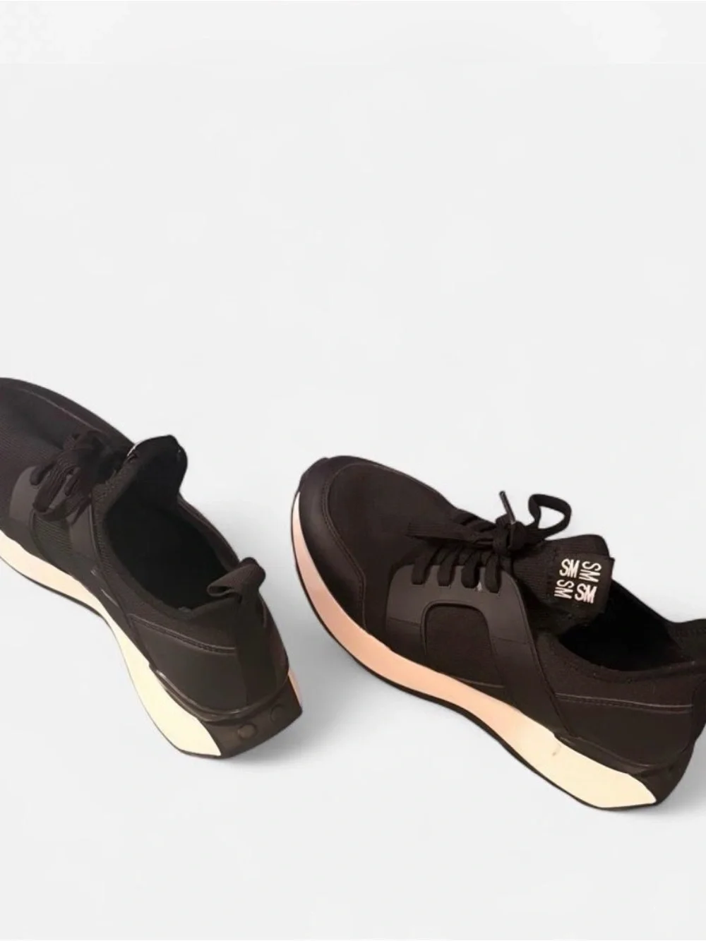 Men's Black and white Athletic Sneakers - Stylish Everyday Comfort